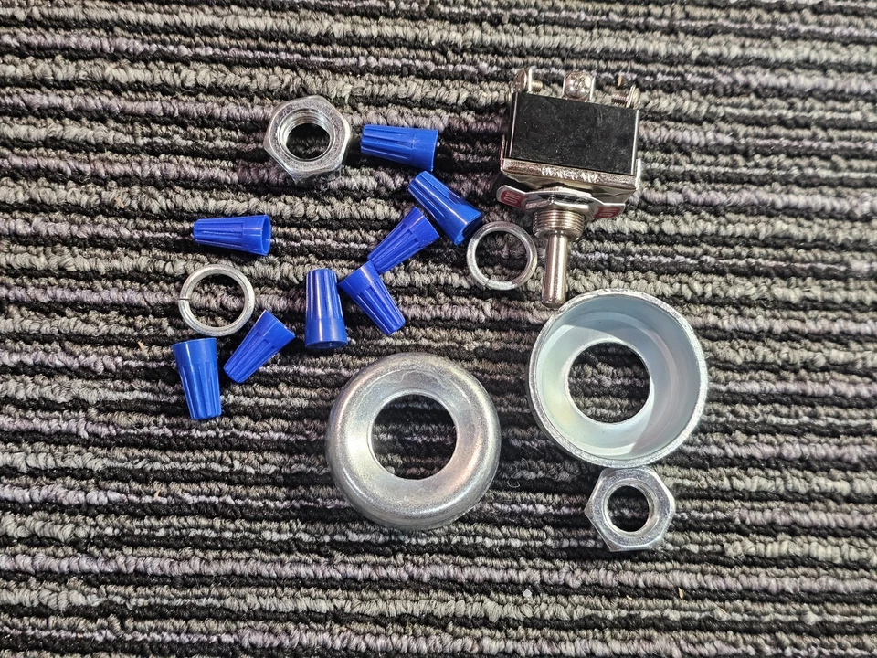 (QTY 2) Snow Plow Light LYOP-026 For 1981-1986 Nissan Pickup, 1979 Toyota Pickup - Image 3 of 4