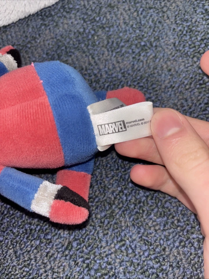 Peluche Spider-Man Homecoming Hero Avengers Funko Pop 2017 Foto 3 de 3