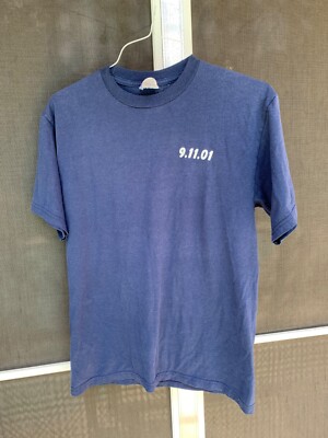 Vintage VTG 9/11 memorial t-shirt t shirt 9 11 NYC medium m twin towers ...