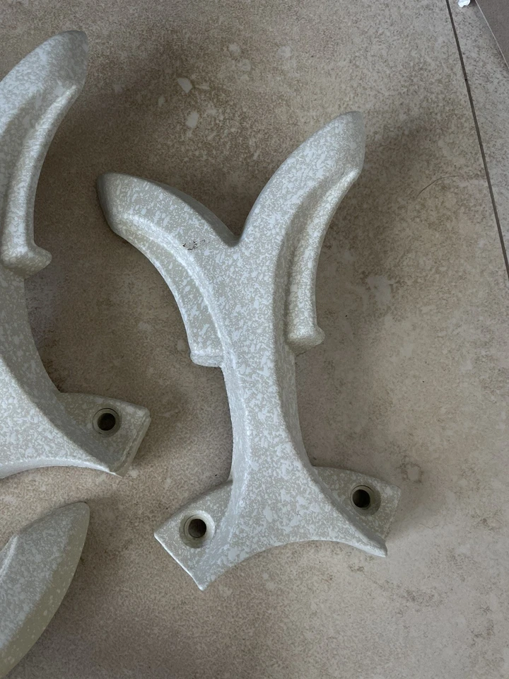 Emerson Ceiling Fan Blade Arms Set Of 5- White Stone.model#F35761316 DVAR - Image 4 of 4