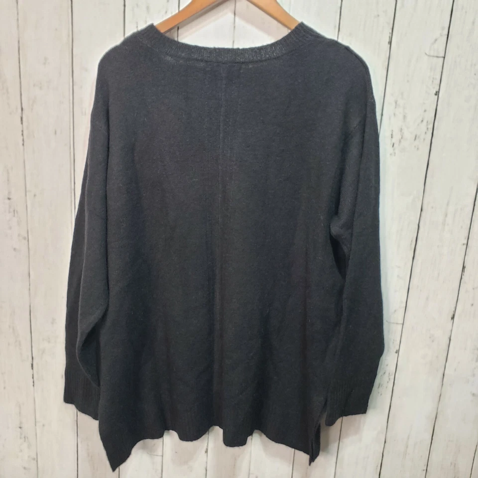 NWOT Roaman's Black Wool Blend V-Neck Sweater Plus Size 14/16 - Image 4 of 4