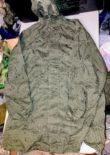 NIGHT DESERT CAMO PARKA - SMALL - UNWORN COND. 1989