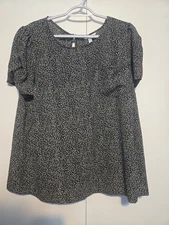 LC Lauren Conrad Black & White Floral Blouse- Size 0X