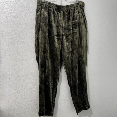 ETT TWA By Anthropology Women s Large Forest Green Crushed Velvet Crop Pants