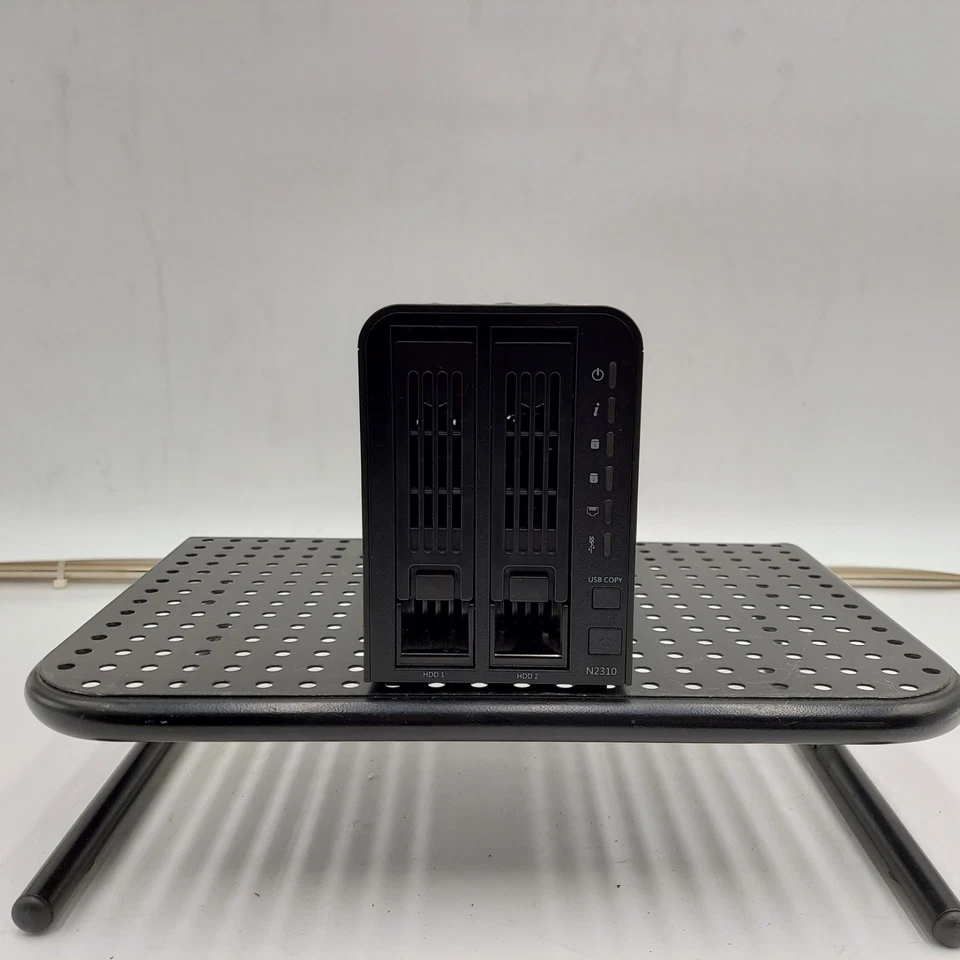 Thecus N2310 2 Bay NAS Ethernet LAN Tower Black *NO HDD* - Image 2 of 4
