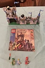 LEGO: 8799 Knight’s Kingdom II Knight’s Castle Wall w/Manual & Minifigs