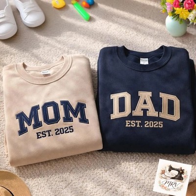 Embroidered Mom and Dad Matching Sweatshirts, Pregnancy Announcement Crewneck