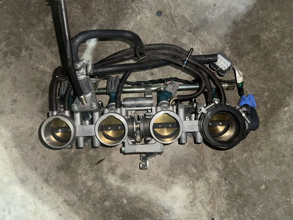 Honda CBR954RR 2002 2003 carrocería del acelerador sensor TPS Foto 4 de 4