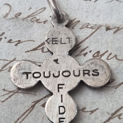Pendentif Cœur Breton KELT En Argent Poinçonné - Bijou Vintage Bretagne - 2,8 X 2,1 Cm - Occasion Très Bon état