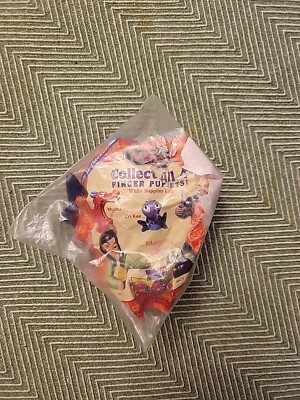 1998 Vintage Blockbuster Play Pak Disney Mulan Cri-kee Finger Puppet New Sealed