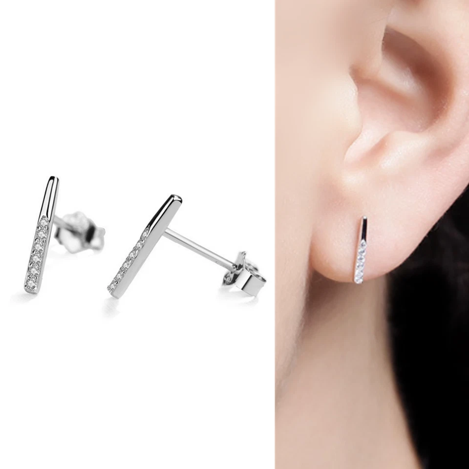 Orecchini A Perno A Barra Punta Mini In Argento Sterling Con CZ Paved - Immagine 2 di 4