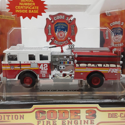 CODE3 Fire Department NY 1/64 ミニカー s-l1200.jpg
