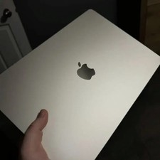 MacBook Air M3 16GB 512GB Silver Laptop Official