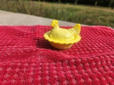 Mosser Glass USA Mini Hen on Nest DANDELION - Salt Well 