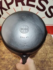 "Fully Restored" GRISWOLD Cast Iron Skillet Pan Small Logo 10" Seasoned Flat