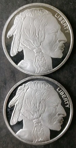 Two SilverTowne 1oz Silver Buffalo Rounds