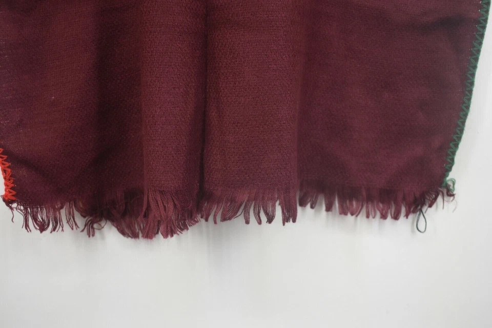 Free People 包裹毯 围巾 Merlot 紫色 对比缝合 普通线 58 美元 — 第 3/4 张图片