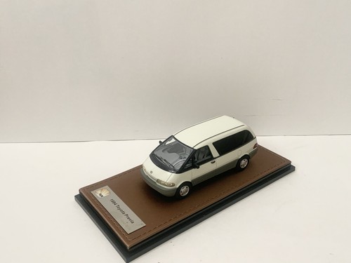 1/43 1994 Toyota Previa Van white GLM 300102, Rare - Picture 1 of 9