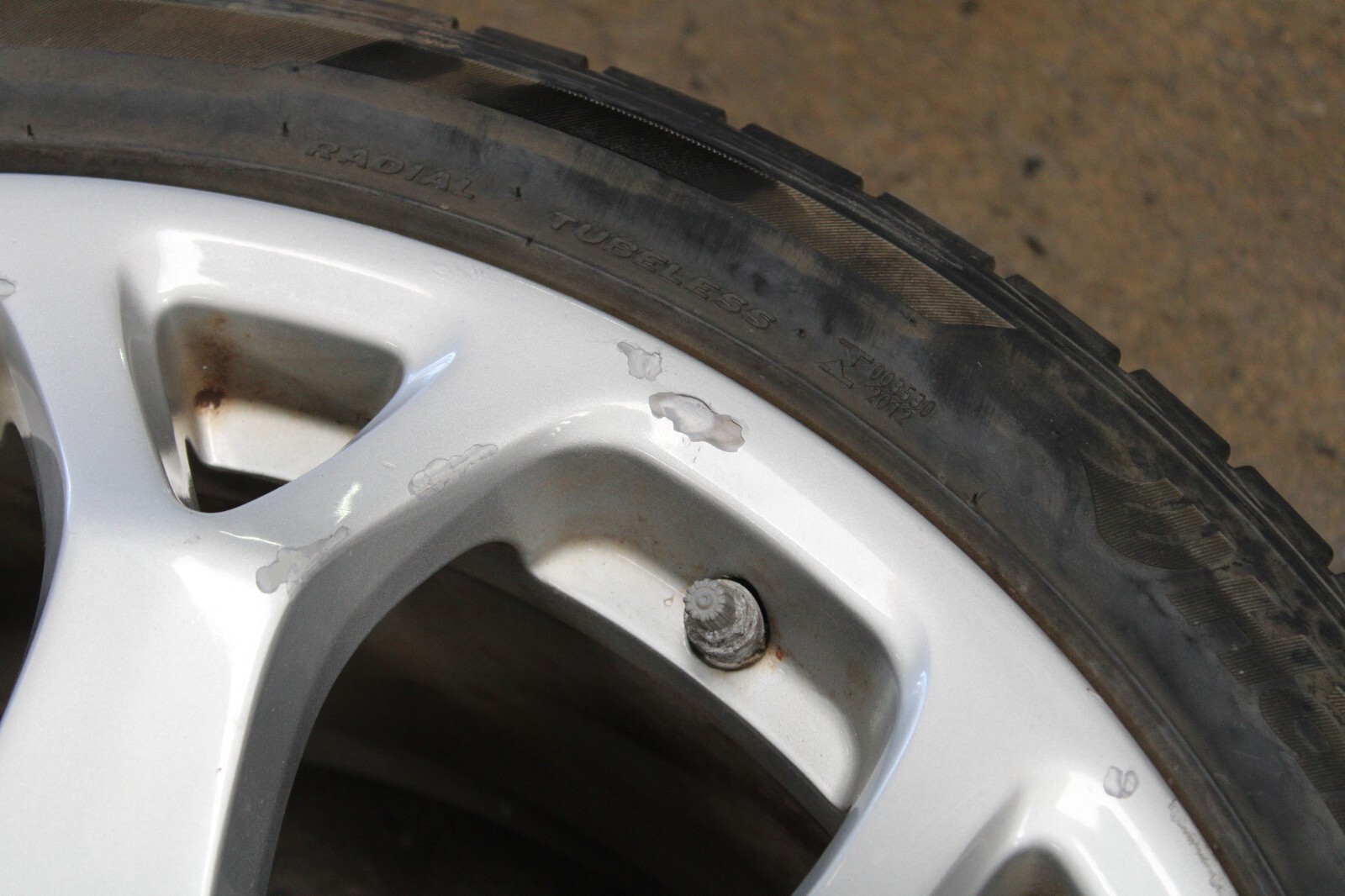 Maserati Quattroporte, Front Wheel, Needs Recon, Used, P/N 228796