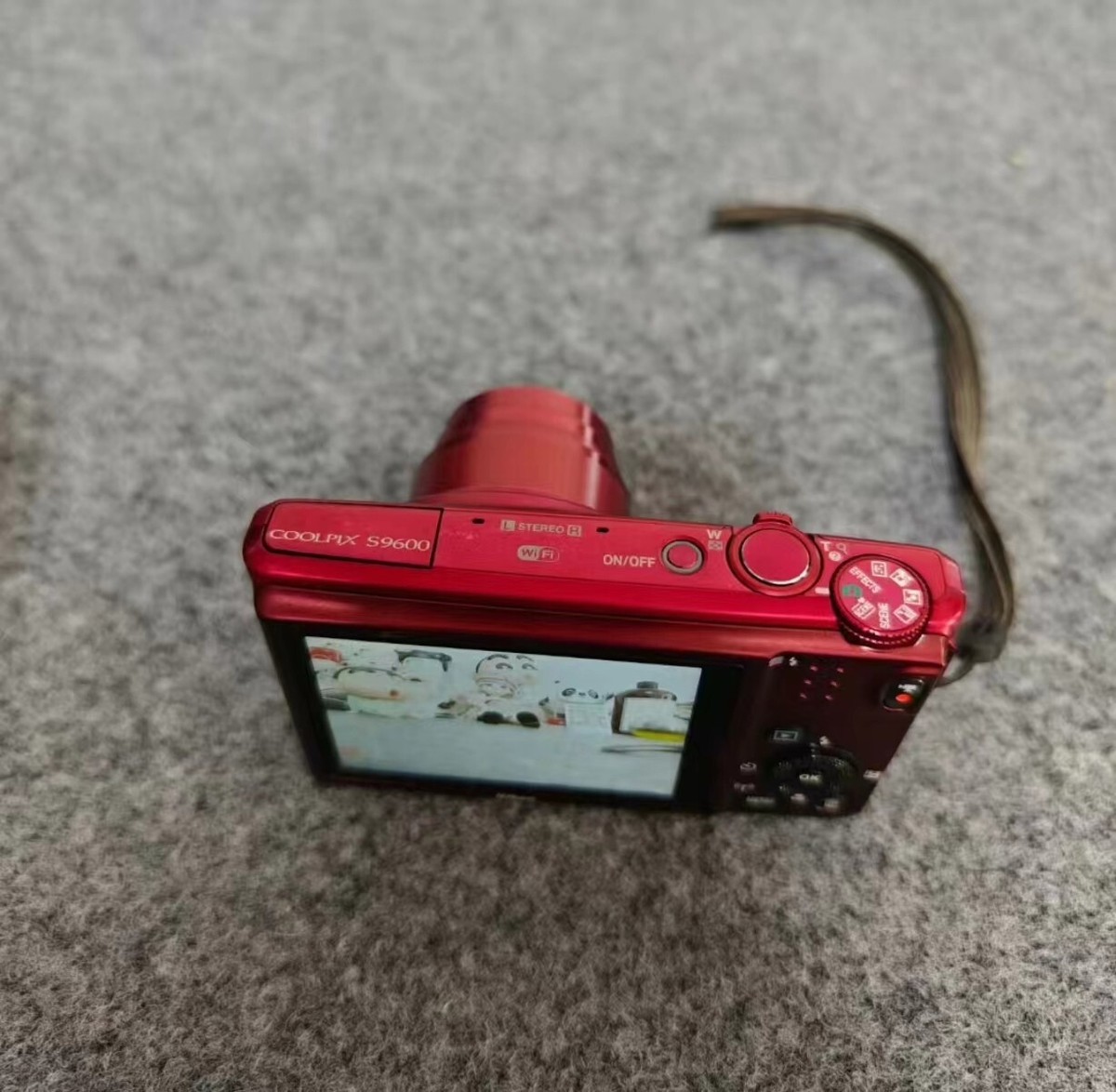 Nikon COOLPIX S9600 Red Compact Digital Camera 16.0MP 22x