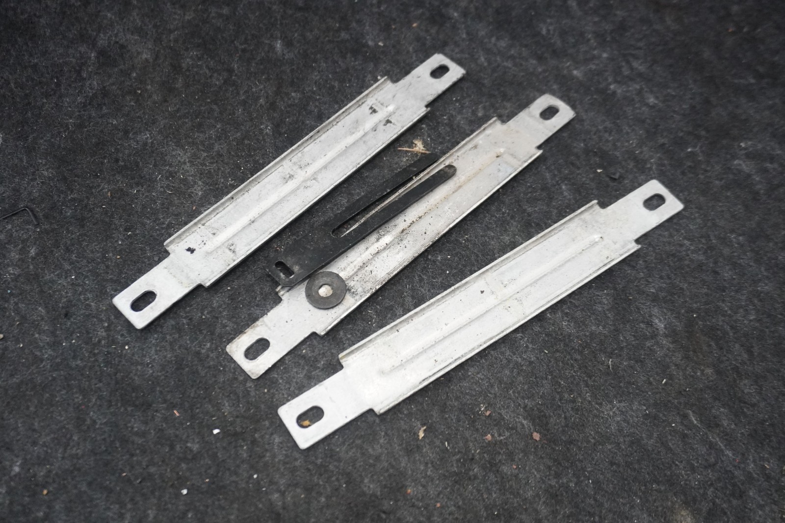 Miscellaneous Assorted Oem Hardware Nut Bolt Washer Bracket Ferrari 360 2001