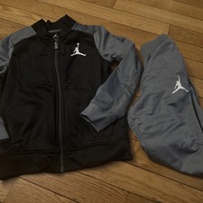 Jordan Two-Piece Set Little Boys Size 4 To 5 Years Old Excellent Condition