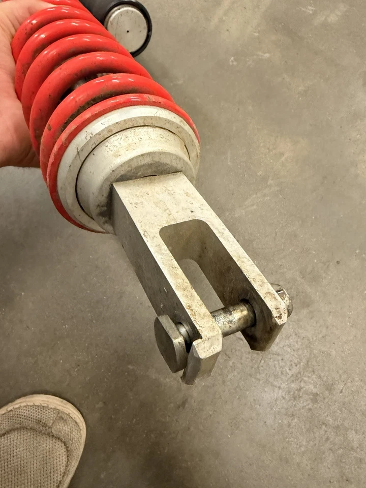 Suspensão de mola de choque traseiro KX250F original do fabricante Kawasaki KX 250 F (2017-2020) - Imagem 4 de 4