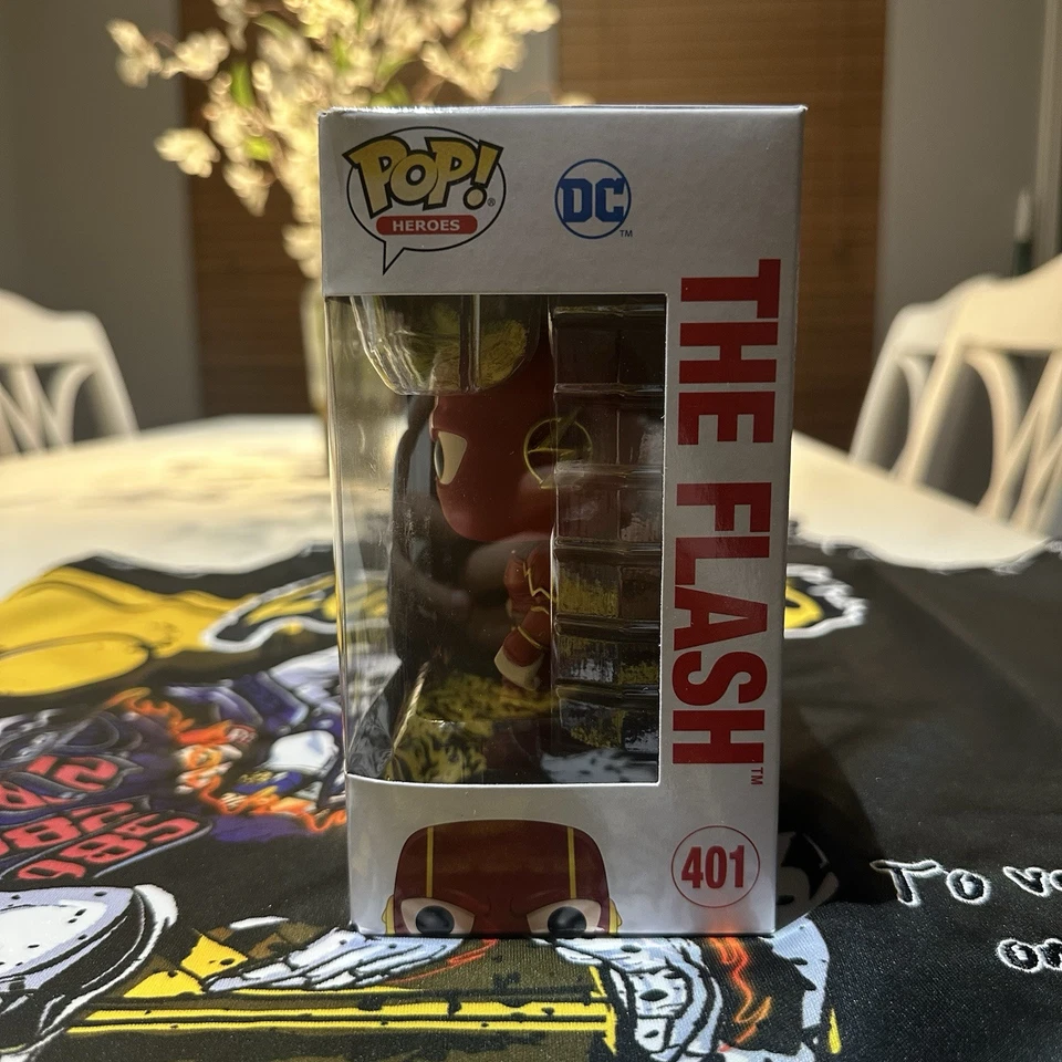 Funko Pop! Vinyl: DC Universe the Flash #401 Reverse Flash Exclusive Figure - Image 2 of 4