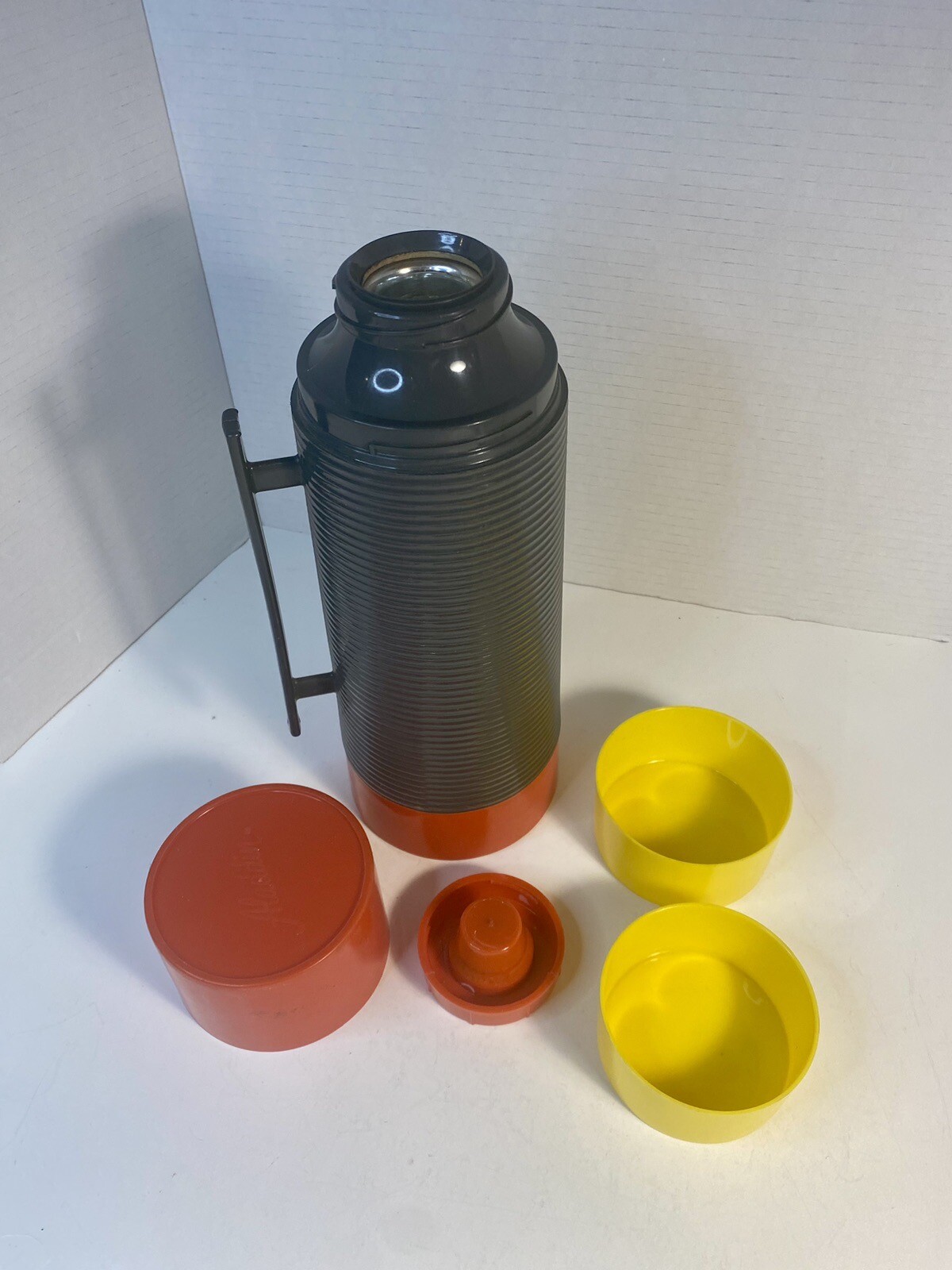 Vintage Aladdin Duraclad Vacuum Bottle Thermos 1 Pint Red & Gray eBay