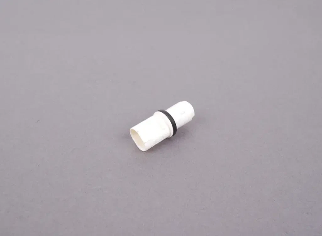 NEW MINI COUNTRYMAN R60 SIDE MARKER BULB SOCKET 63137298582  