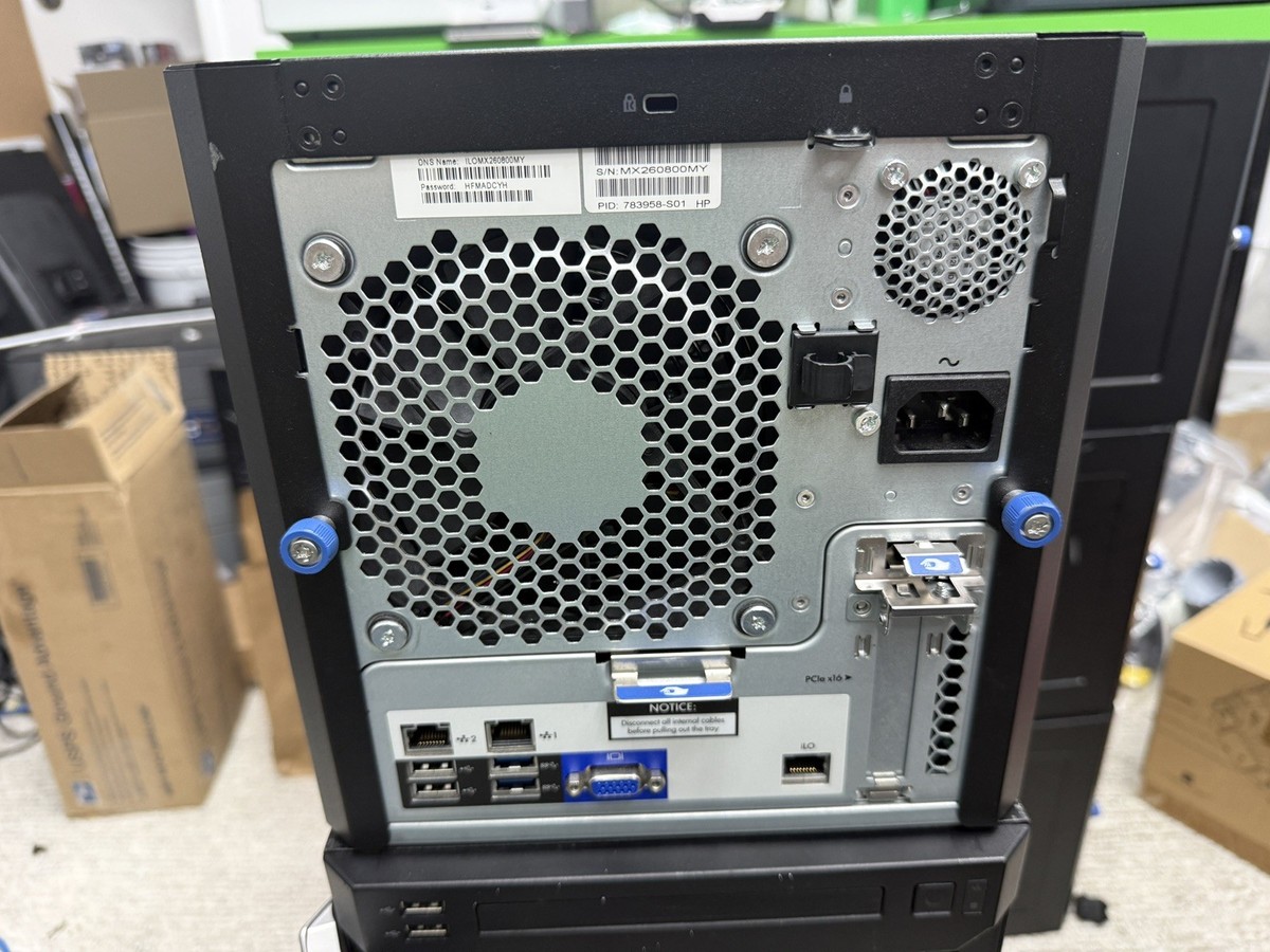 HP PROLIANT MICROSERVER Gen8 Xeon 2.30 16gb RAM 4 X 1tb HDD 2016