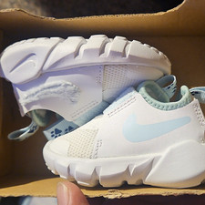 Nike Unisex Baby Toddler Athletic Slip On Sneakers White Light Blue Size 2C