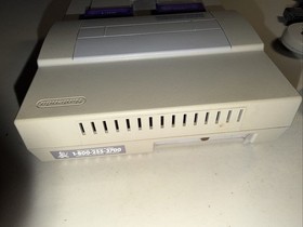 Super Nintendo SNES Console Bundle - Super Mario World, Controllers.. - Read
