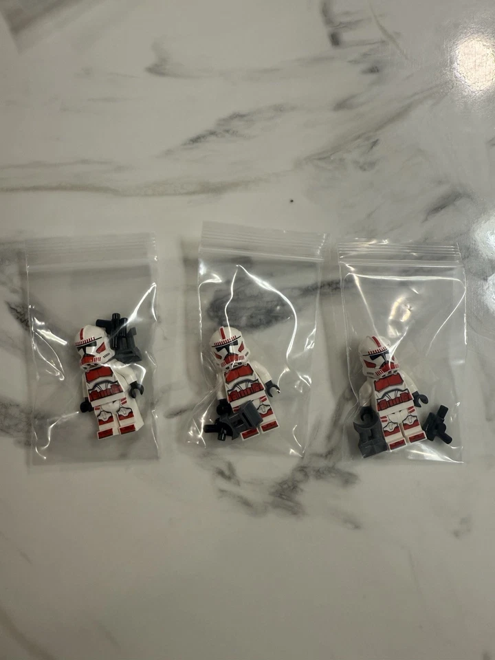 BIG LOT OF 42 LEGO Star Wars Minifigures. Captain Rex, Clones, Mandalorians - Image 4 of 4