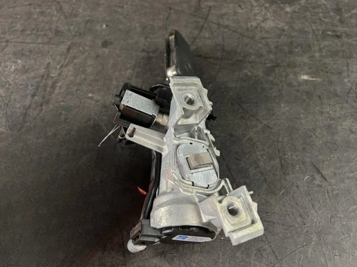 Выключатель зажигания 2009-2010 Volkswagen Tiguan без корпуса цилиндра в сборе оригинальный - Изображение 2 из 4