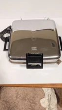 Vintage Manning-Bowman Waffle Iron Maker 37505 Chrome Tested Works!