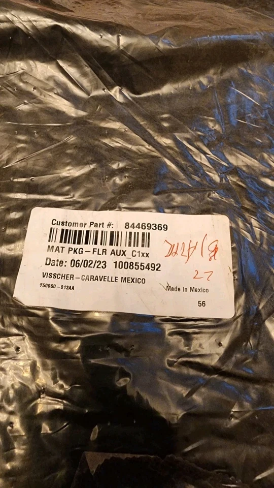 Alfombrillas Chevrolet Blazer 2019-2024 delanteras fila 84469369 negras OEM GM Foto 3 de 3