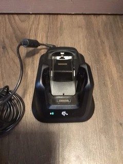 Zebra CRD MC33 2SUCHG 01 Single slot w/spare battery charger Supply With PSU