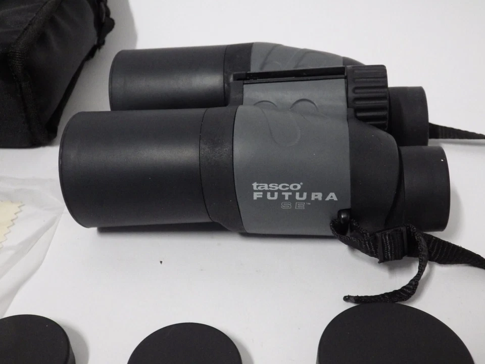 Tasco Futura-SE Binoculars 10 x 42mm Fishing Walking Hiking Camping - Image 2 of 4