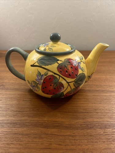 CLAIRE MURRAY GIBSON ELITE VINTAGE FLORAL/FRUIT PATTERN  CERAMIC TEAPOT