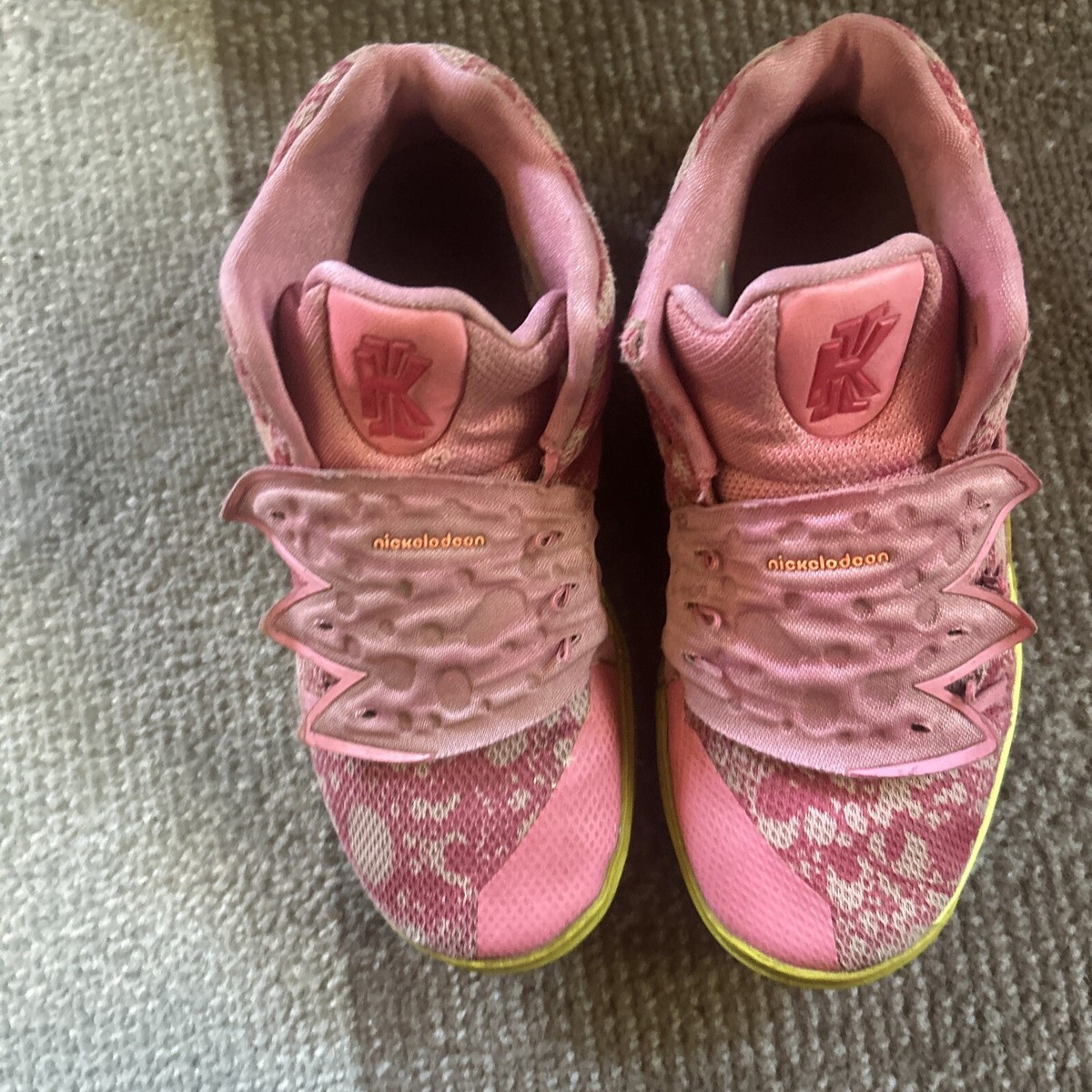 nike kyrie 4 spongebob