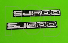 2 TARGHETTE LATERALI SJ500 SUZUKI X SAMURAI SANTANA SJ500  SJ 500 STEMMA FREGIO