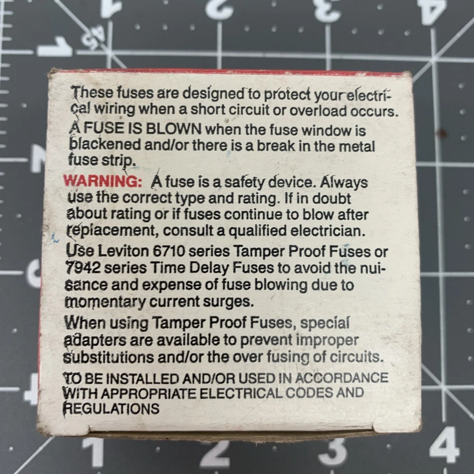 LEVITON 30 AMP Plug Fuses Time Delay 7942-30 Box of 4 - Image 3 of 4