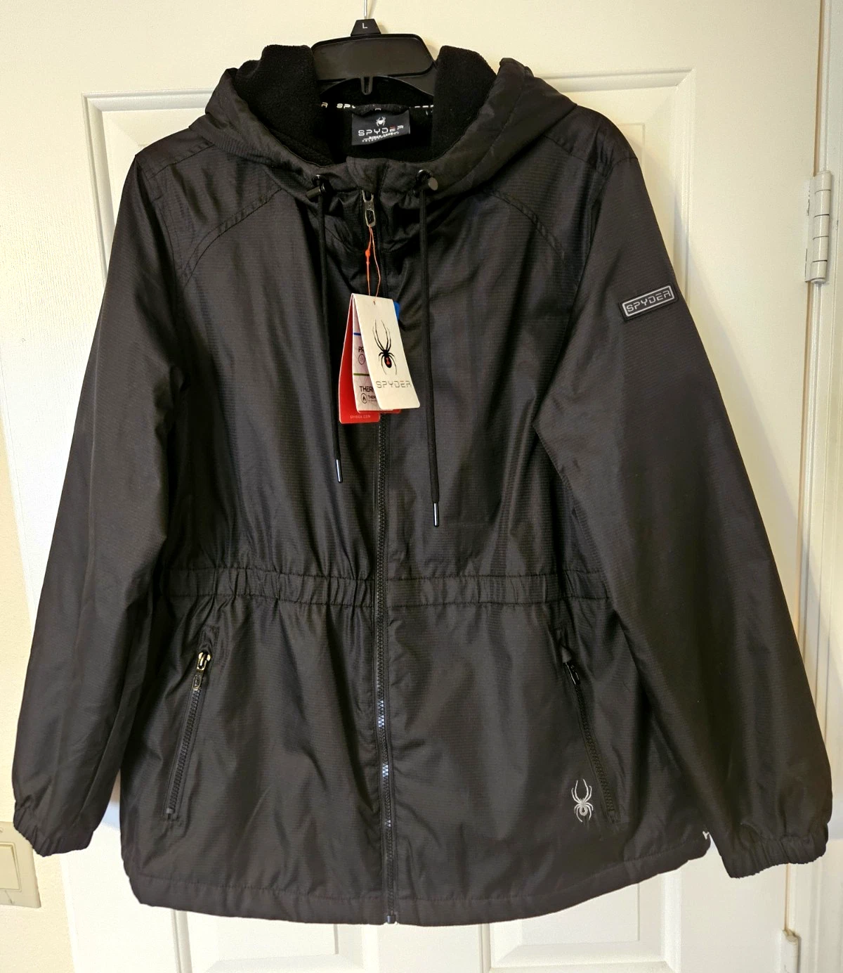 SPYDER Hooded Insulated Snow Ski Jacket Black Size X-Large- NEW WITH TAGS!
Opens in a new window or