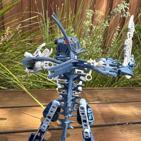 Bionicle Piraka Vezok 100% COMPLETE (No Zamors) Extremely TIGHT JOINTS! 