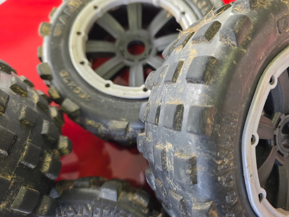 4x MADMAX GIANT GRIP 1:5*24mm HEX*190mmx70mm*Geschraubte Felgen*DBXL*HPI*CARSON - Bild 3 von 4