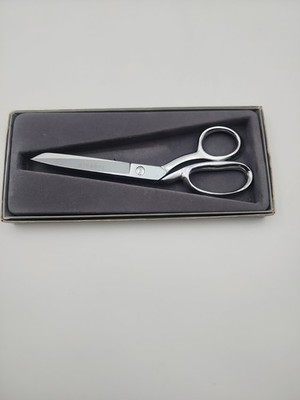Gingher 8  knife edge scissors in original box