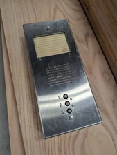 LeeDan QS-003S Door Station, PK543 Amplifier, transformer, 4x IR204C Intercoms