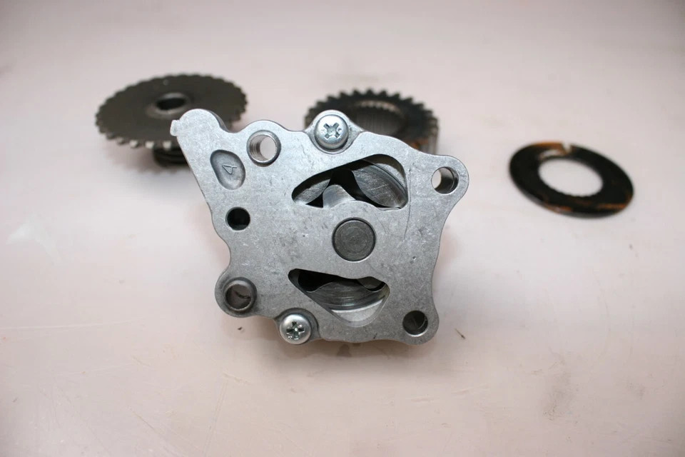 Conjunto de bomba de aceite OEM HONDA CB450 CM450E 15100-MC0-000 P2181 Foto 4 de 4