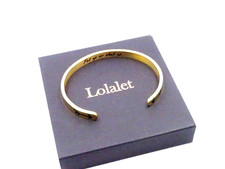 Lolalet Damen Armband Armreif Edelstahl Vergoldet mit Innengravur Trendig & Chic